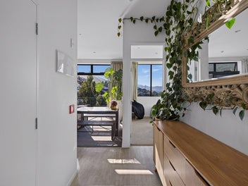 The Queenstown Lifestyle, Within Reach