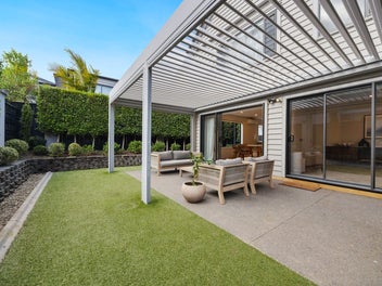 Immaculate Luxury & Exclusive Surrounds