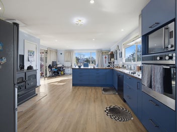 Wide Horizons - The Perfect Home & Land