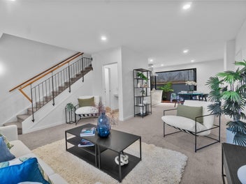 Newmarket Terraced House …. Best in the complex!