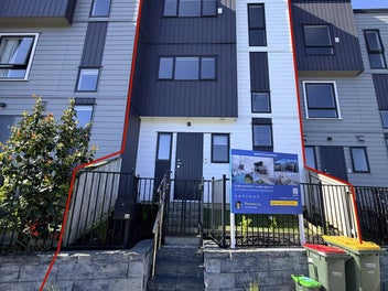 2-BED BUDGET | 4-BED REALITY