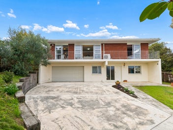Need Multi Family living in Macleans zone?