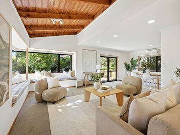 Peaceful Cul-de-Sac Living