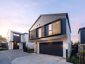 Elegant & Seamless