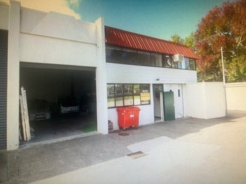 Image 1 of 10