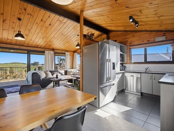 Four bedrooms! Two bathrooms - VIEWS!