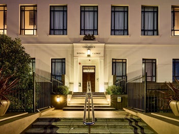 NO ORDINARY APARTMENT