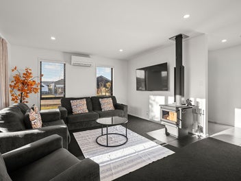 Urgent Sale Required - North Island Calling