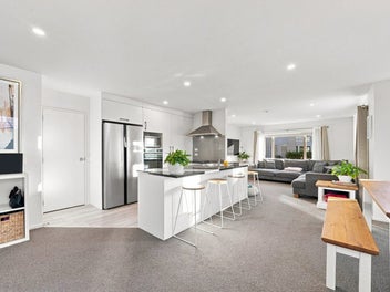 Under Contract on Another property - Must Sell