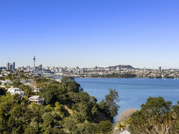 Peace, Privacy & Panoramic Views