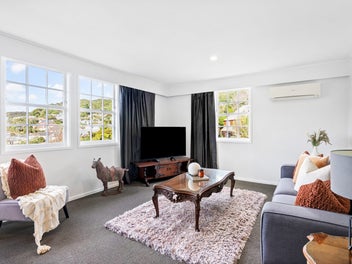Live In One, Rent The Other! Prime Karori