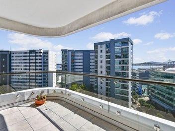 Luxury Gem with Fantastic Sea Views
