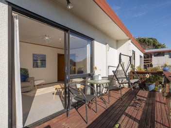 Easy Living with a Sunny Deck and Outlook