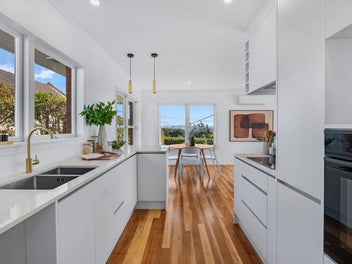 FRESHLY RENOVATED, EFFORTLESSLY STYLISH!