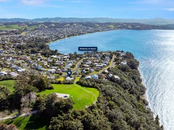Lockwood Living with Coastal Views