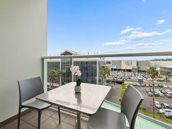 Corner apartment plus secure carpark