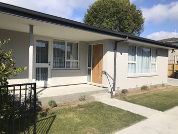 Image 1 of 18