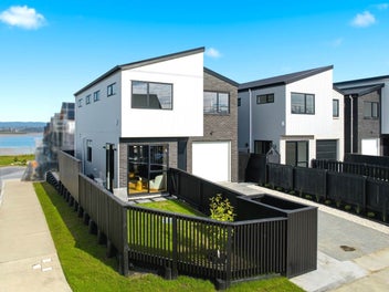 Corner Position, Coastal Perfection