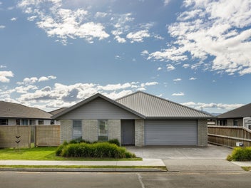 Move in ASAP - $ Reduced