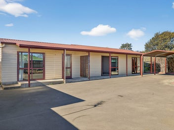 Multiple Dwellings, 961sqm of HRZ Land - As Is