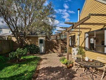 Central, low maintenance living
