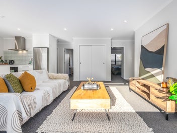 BRAND NEW, MODERN & READY