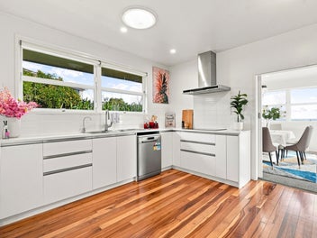 SPACE, STYLE, SPECTACULAR VIEWS!!