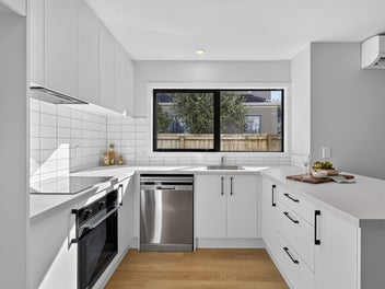 Reclad Comfort in Premier School Zones