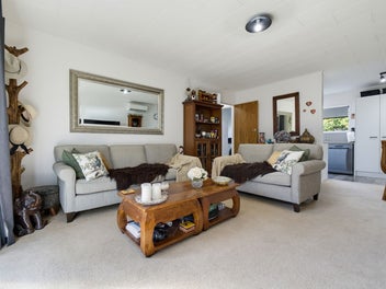 Stylishly Renovated, Privately Positioned