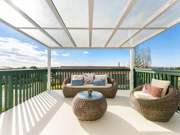 Elevated Living in the Heart of Blockhouse Bay