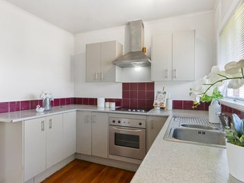 Brick & Tile Beauty in Prestigious Northcote Point
