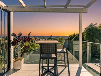 Elevate Your Everyday: Bold Sunset Views!