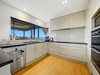 Premium Family Living In Westlake Zone