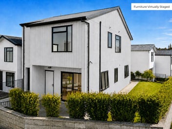 Stand Alone Family Home on a Freehold Title
