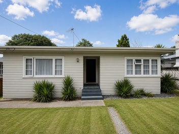 Image 1 of 8