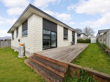 Image 1 of 4