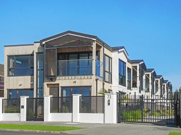 Image 1 of 11
