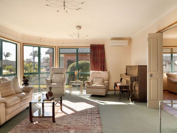 Coastal Living, Ready For Your Touch