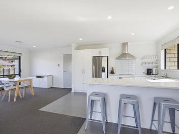 Easy-Care Living in the Heart of Whitby