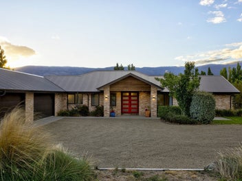 A premium lake front property