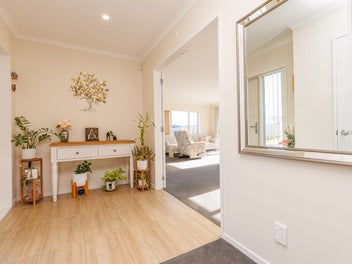Sun, Views & Space - 69 Grenada Drive
