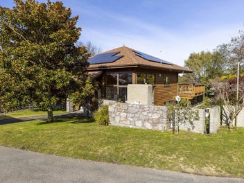 Hilltop Eco Lifestyle with Development Potential