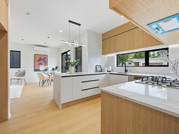 Freestanding 5-Bedroom Homes in Browns Bay