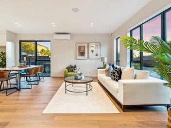 Coastal Elegance with Sea Views in Macleans