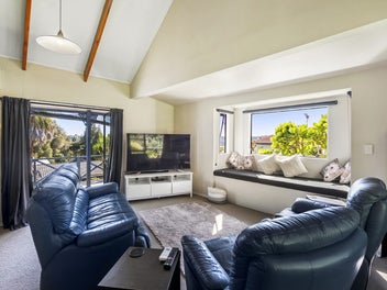 Your Private Bayview Retreat