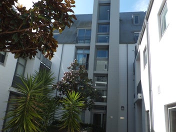 IDEAL INVESTMENT PROPERTY CLOSE TO THE CITY