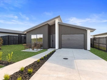 Lakeside Living - Brand New, Stylish Quality & Bea