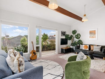 Renovated Modern Living on Loasby