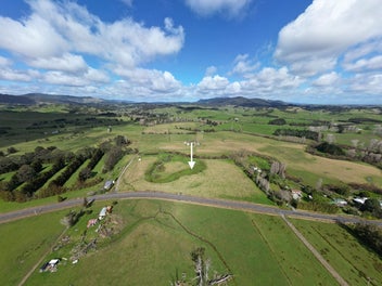 Image 1 of 8