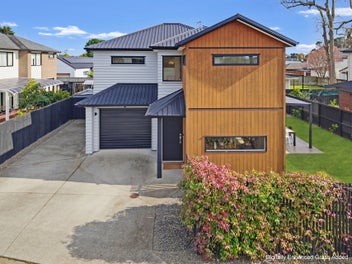 Ultimate Family Set-up in Avondale